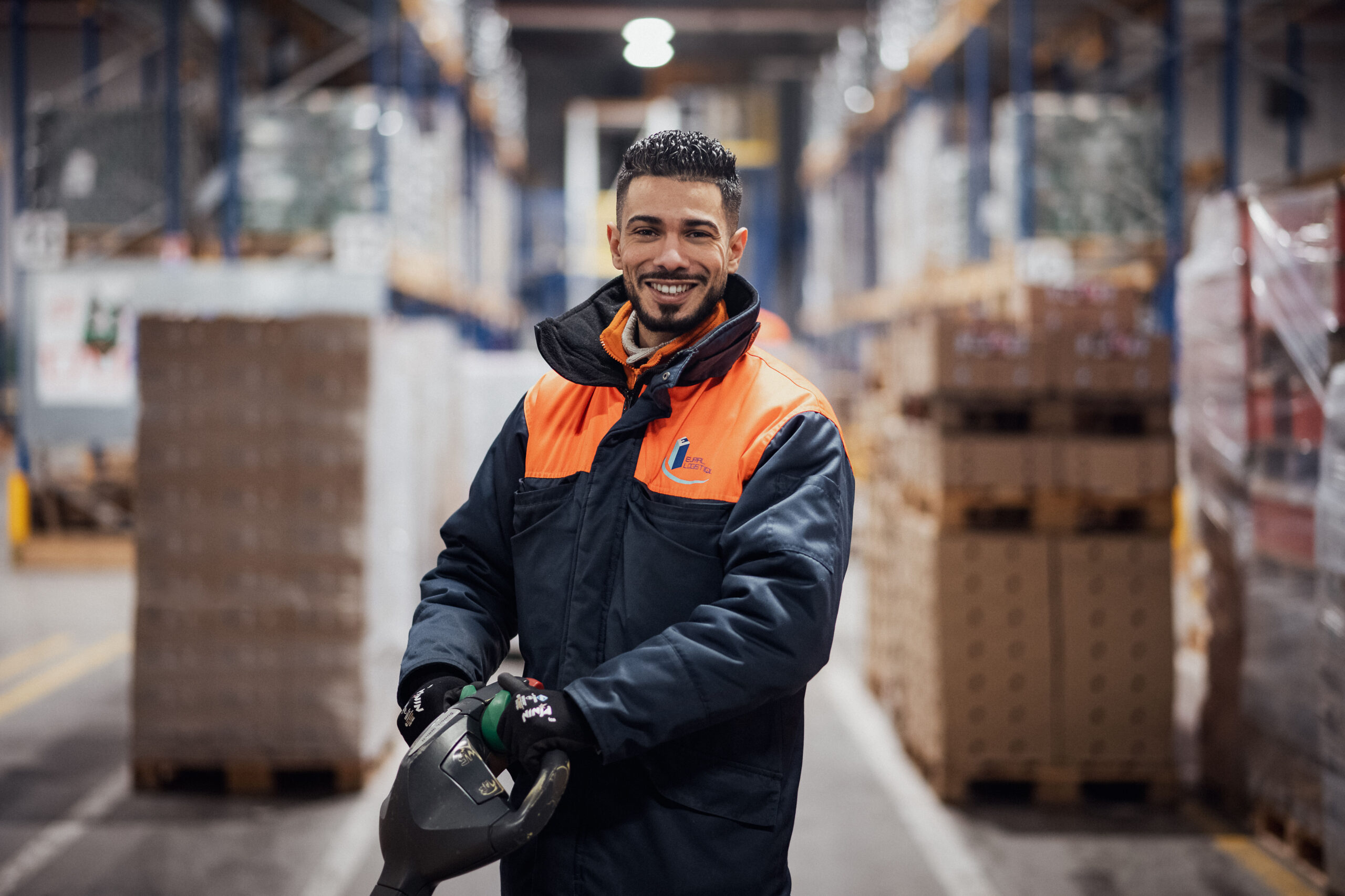 Eurial - une personne s'occupant de la logistique